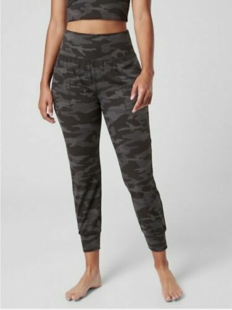 Athleta Salutation High Rise Camo Jogger Medium Gray Black Athleisure Sporty